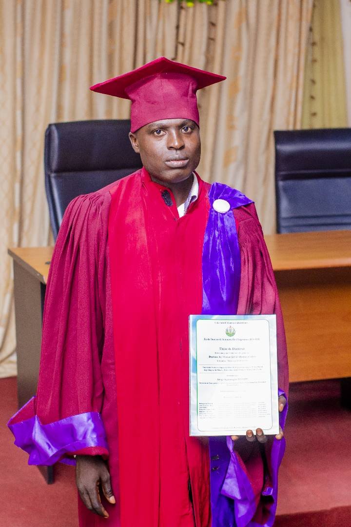 Serge Kpomagbé DOSSOU, nouveau Docteur en Sciences de l’Ingénieur de l’Université d’Abomey-Calavi grâce au Projet CoE-EIE